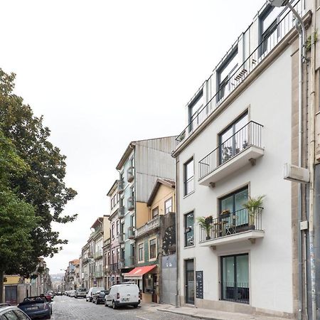 Lovelystay - Central Flat W/ Ac & Balcony Porto Exterior photo
