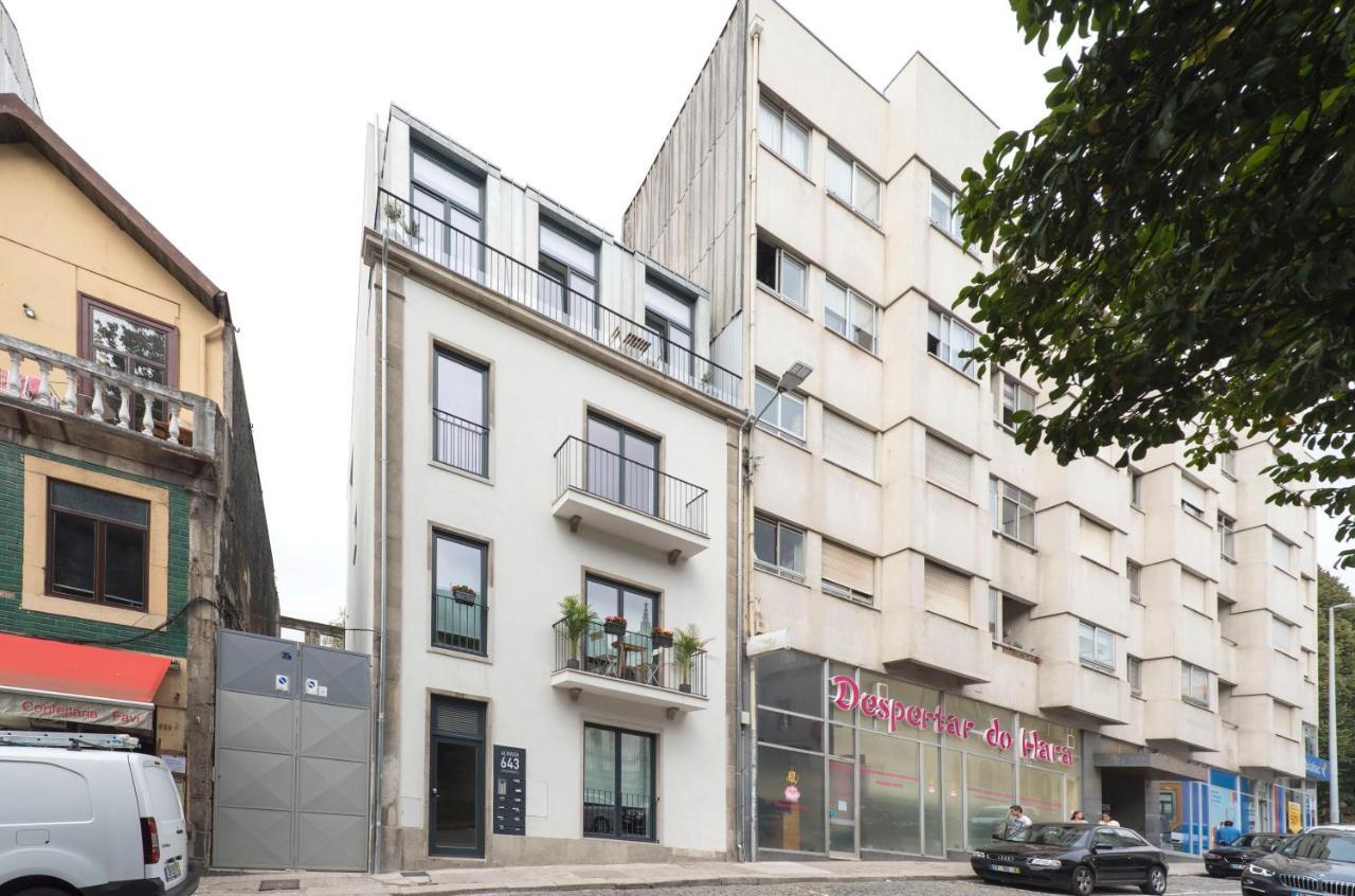 Lovelystay - Central Flat W/ Ac & Balcony Porto Exterior photo